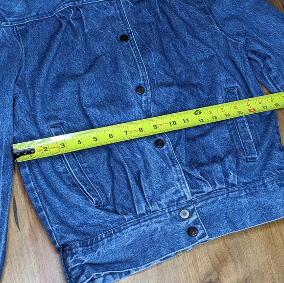 Vintage Elastic-Bottom Denim Jacket - Picture 5 of 6